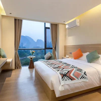 Yangshuo Moshuo Shanju (Shili Gallery Store) Hotels near Totem Ancient Trail