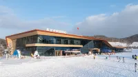 Guanshan Su Homestay (Northeast Asia Ski Resort Branch) - Mountain view