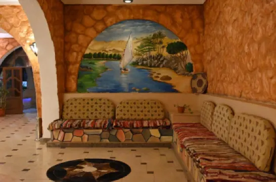 ハロル ホテル アブ シンベル アブ シンベル神殿周辺のホテル