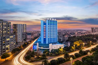 Ji Hotel Qujing Nanchmegmen Hotel Hotel di Qujing