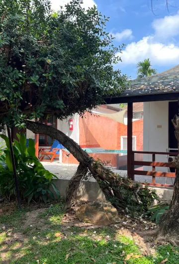 แกรนด์ แฟมิลี่ พลันจ์ พูล 2 วิลล่า