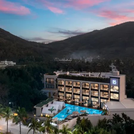Kexin Kejia·Aura Wild Luxury Design Bed and Breakfast (Sanya Yalong Bay Branch)