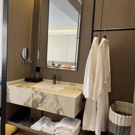 Xinyi Hotel (Wanzai Ancient City Branch)