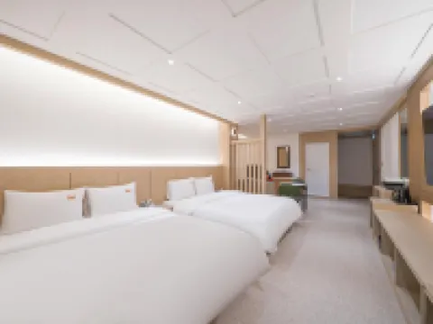 Changwon DEUMEU Hotel 昌原市のホテル