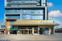 寓約電競飯店·SUPER（佛山廣佛智城店）