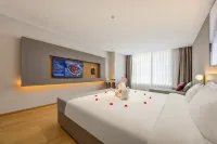 Lavande Hotel (Xiantao Xintiandi International Square)