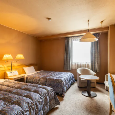 Kanonji Grand Hotel