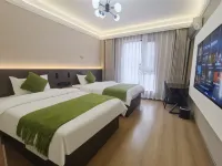Heheju • Smart Homestay (Jiuzhaigou's Eternal Love Scenic Area)
