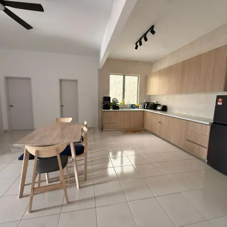 Adelia Sky Homestay, Bangi, Kajang