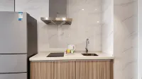 Wanguo Apartment (Boao Lecheng International Medical Tourism Pilot Zone) - balcony