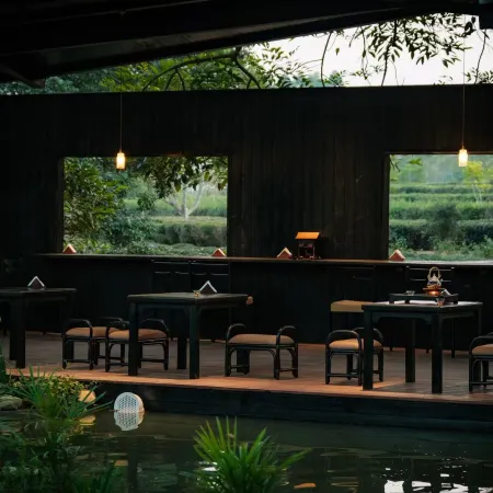 YISANHI · LanMoments Tea Culture Resort Inn
