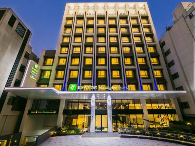 Holiday Inn Express TAICHUNG FENGCHIA by IHG