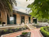 Little Drifter Surry Hills Hotels near Green Square