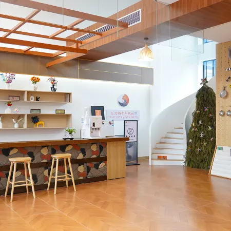 Three Cats Hostel (Pingxiang Nanzhengjie)