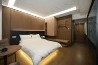 Meilun Meijia Hotel (Shenyang Longzhimeng Shopping Center Pangjiang Street Subway Station)