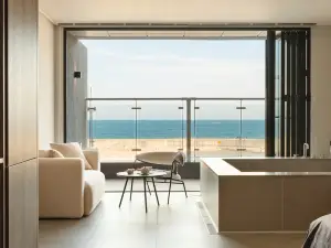 Plott The One Sokcho Xiella The Beach