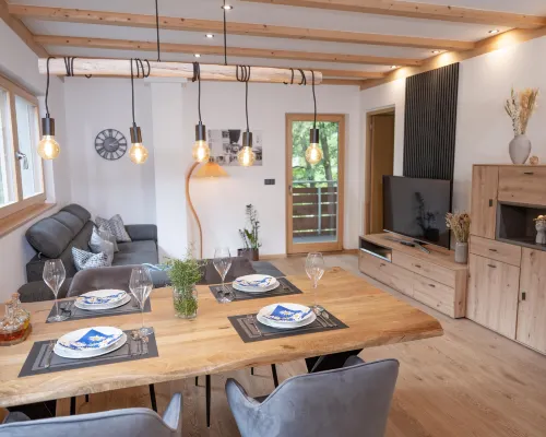 Modern apartment with mountain views Ξενοδοχεία στην πόλη Chiusa