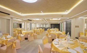 Platinum Grand