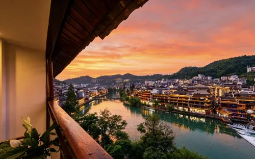 Longqi, Phoenix, waterfront, high end B & B - Wifi
