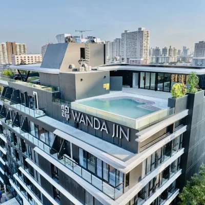 Wanda Jin Residence The Ease Sierra Bangkok Hotels near Huai Khwang