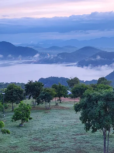 รูปภาพของไร่ภูผา Camping and Cafe เขื่อนศรีนครินทร์