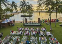 Hilton Hawaiian Village Waikiki Beach Resort - Gym