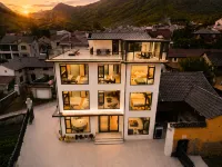 Anji Youxing Courtyard Zhuxi Swim Café Mountain Boutique Stay