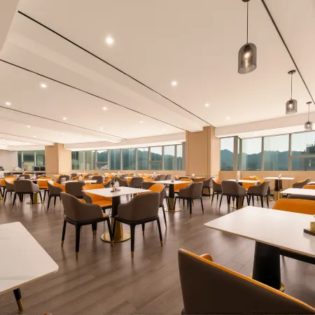 Yeste Hotel (Site of Zunyi Conference Laoshan Alley Food Street)
