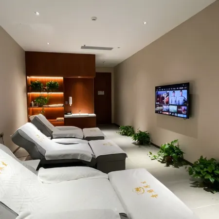 Fenghuang Grand Hotel