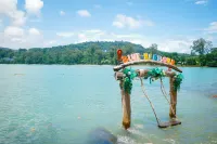 Blue Harbour Phuket - 1 ดาว