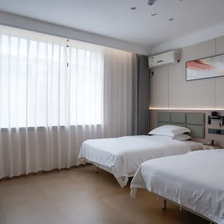 Shi Bingxutian Hotel