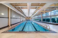 Cozy 2BR2BA Downtown Vancouver/Pool/HotTub/Parking - con vistas al mar