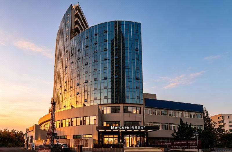 Mercure Qingdao Zhanqiao Seaview Hotel
