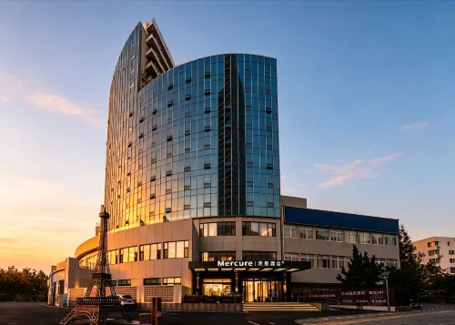 Mercure Qingdao Zhanqiao Seaview Hotel - bar