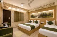 Hotel Square Plaza - 4-Star