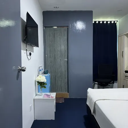 Hotel Blue Orchid