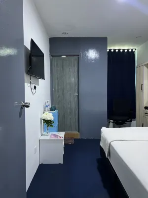 Hotel Blue Orchid - 2-Star