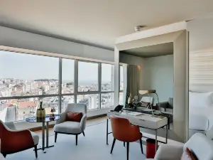 Epic Sana Marquês Hotel