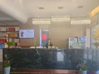 Guangshan Qixing Lake Wedding Theme Hotel Hotels in Guangshan