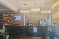 Guangshan Qixing Lake Wedding Theme Hotel - 2-Star