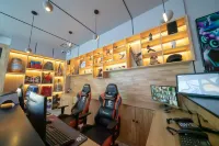 Beibei Shiliuli E-sports Hotel (Jiangou West Road Tebian Branch)