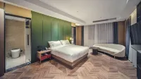 Green  season  hotel