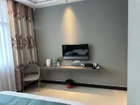 Xijiang Chaoyang Vacation Apartment (Qianhu Miao Village West Gate Tourist Service Center) - Inns