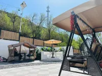 Liuguang Rongshe Homestay Hotels near Jindi Shopping Mall