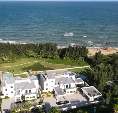 Hainan Lingshui Yunshuiwan Seaview Holiday Villa (Perfume Bay Fenjiezhou Branch) Отели рядом с достопримечательностью «Boundary Island»