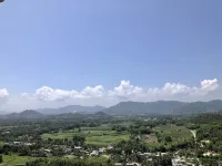 Sharing tide and beautiful sea view
