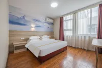 Moon Bay Hotel