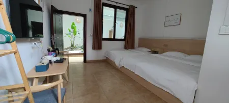 Huangyao Ancient Town He and Her Inn Отели в г. Чжаопин