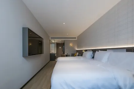 Homeinn Plus Hotel (Shanghai Lingang Dishui Lake Subway Station) Отели рядом с достопримечательностью «Shanghai Maritime University»