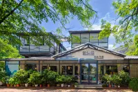 Qinghuyuan Boutique Homestay (Guilin Liangjiang Sihu Railway Station) Hotel in zona Guilin North Passenger Transport Terminal